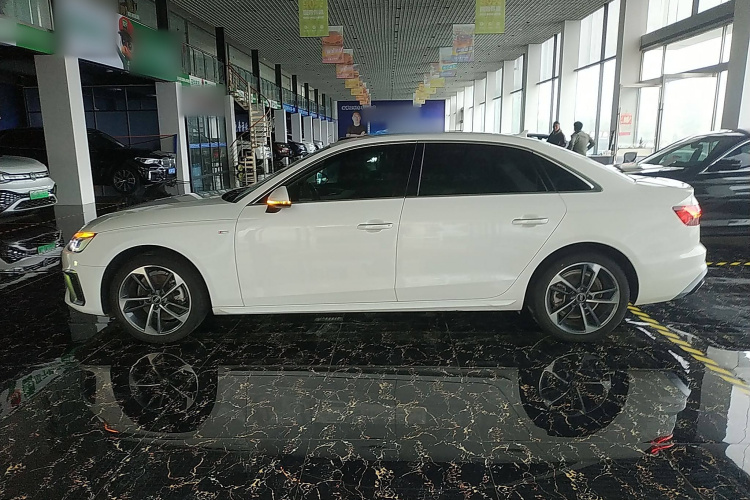 奥迪A4L 2022款 40 TFSI 时尚动感型车身外观6003