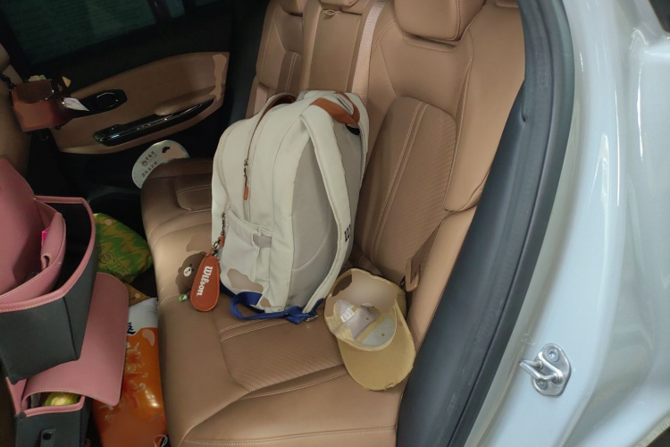 蔚来ES6 2020款 600KM 运动版中控内饰7004