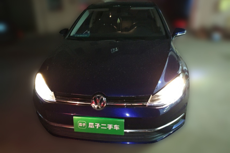 大众 高尔夫 2018款  230TSI 自动豪华型车身外观2