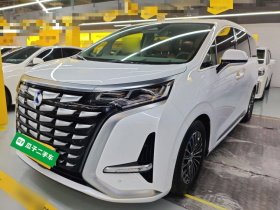 腾势D9 2022款 DM-i 970 四驱旗舰型