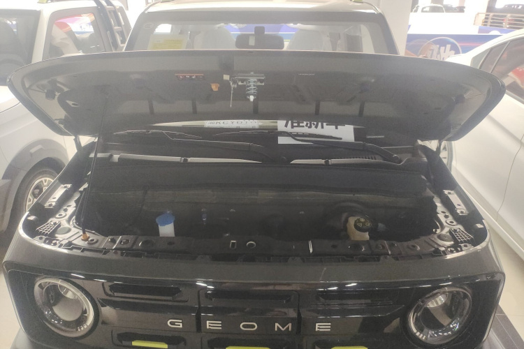 吉利银河 2025款 210km 熊猫骑士机舱底盘24