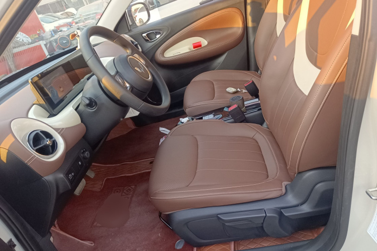 五菱汽车 五菱缤果 2023款 333km 悦享+款局部细节19