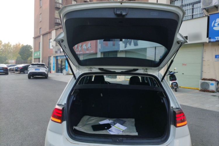 大众 高尔夫 2020款 挚爱版 280TSI DSG舒适型局部细节23