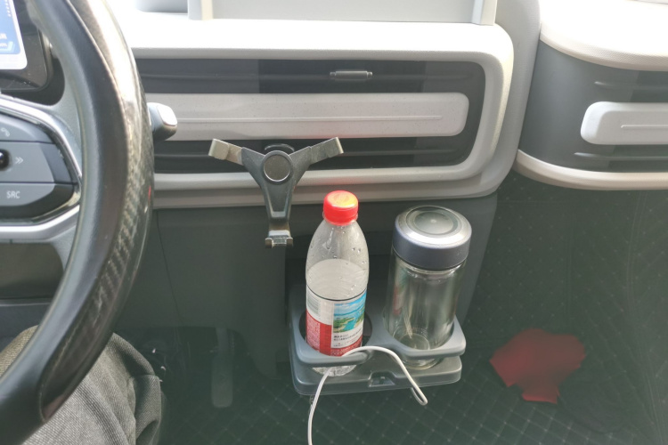 上汽大通MAXUS 大拿V1 2024款 V1 短轴低顶 多功能版（51kWh）局部细节16