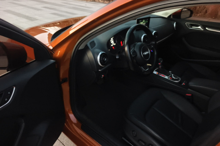 奥迪A3 2016款 Limousine 35 TFSI 风尚型中控内饰7002