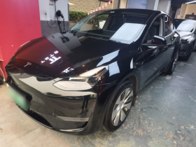 特斯拉 Model Y 2021款 标准续航后驱版