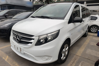 奔驰 威霆 2016款 2.0T 商务版