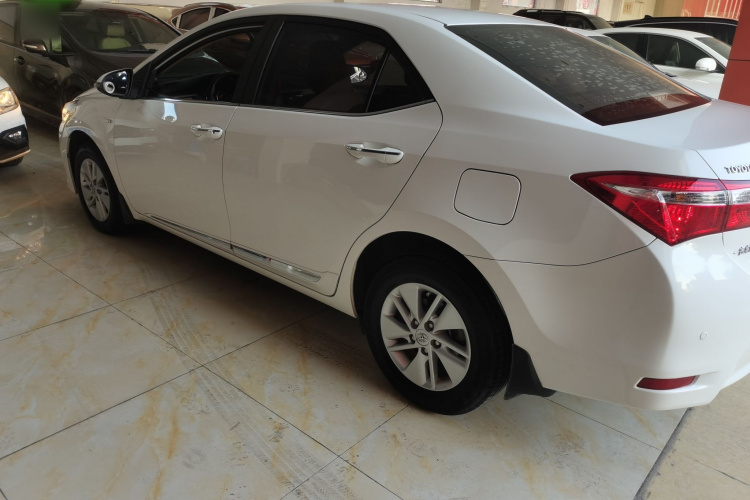 丰田 卡罗拉 2014款 1.6L CVT GL-i车身外观4