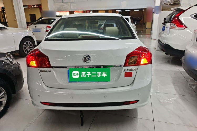 别克 凯越 2015款 1.5L 自动经典型车身外观6