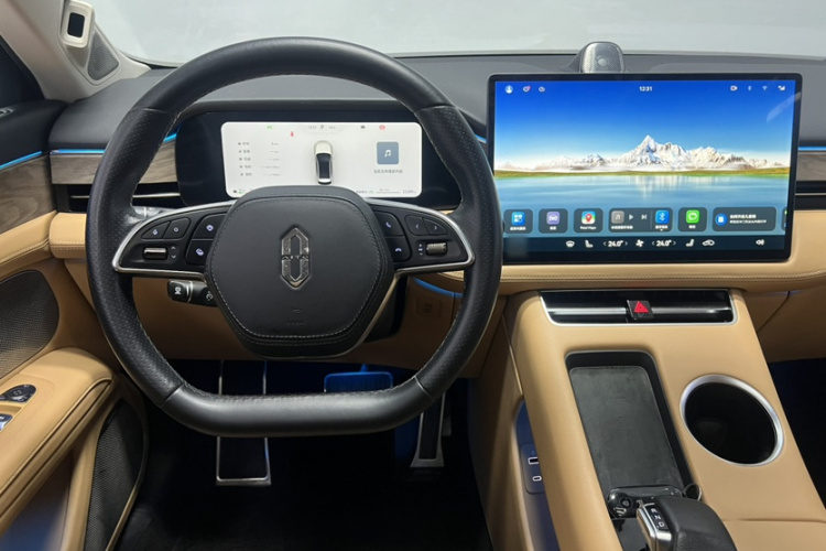 鸿蒙智行 问界M5 2022款 增程四驱性能版中控内饰7006