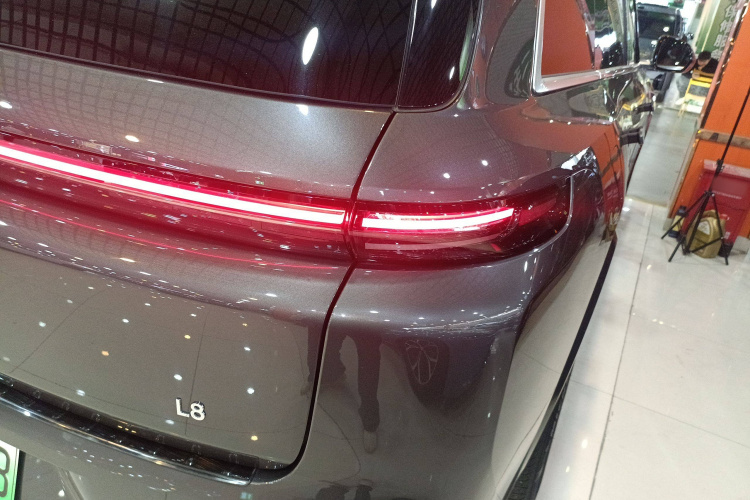 理想汽车 理想L8 2023款 Max车身外观6006