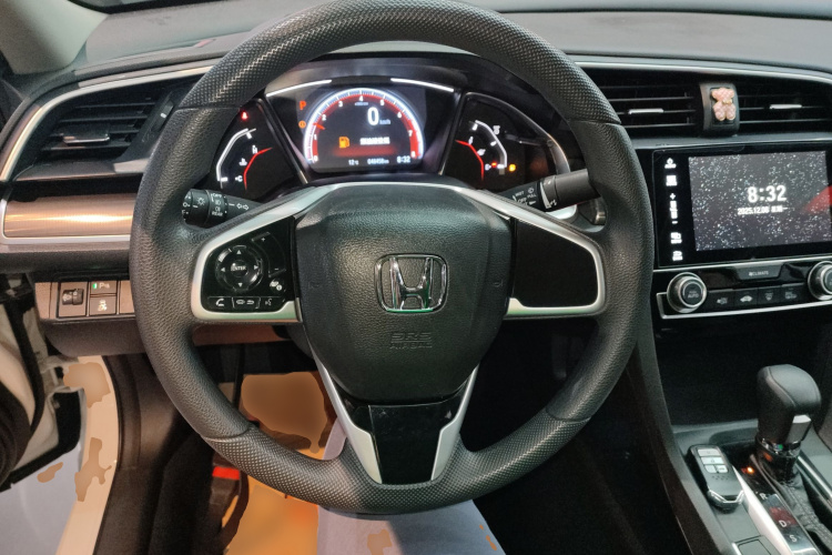 本田 思域 2019款 220TURBO CVT燃动版 国VI中控内饰13