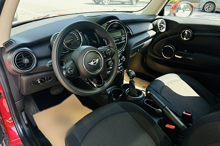 MINI 2016款 1.2T ONE 先锋派车身外观6006