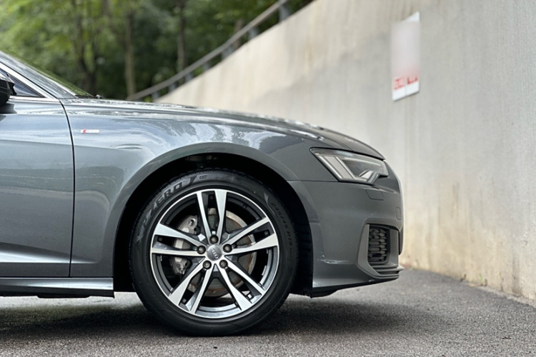 奥迪A6L 2019款 40 TFSI 豪华动感型车身外观6008