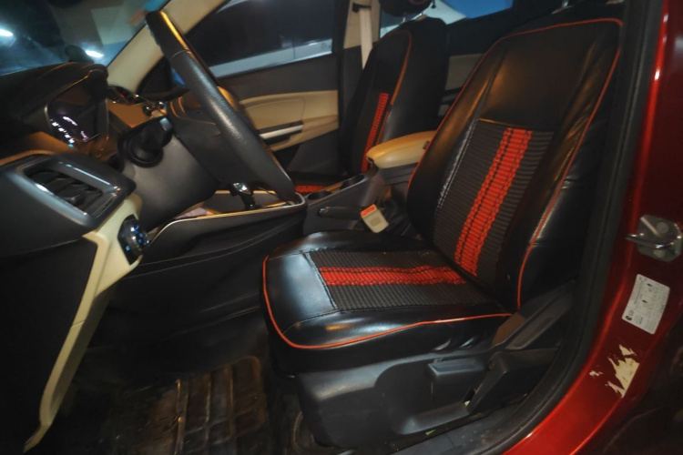 福特 福睿斯 2015款 1.5L 自动舒适型局部细节19