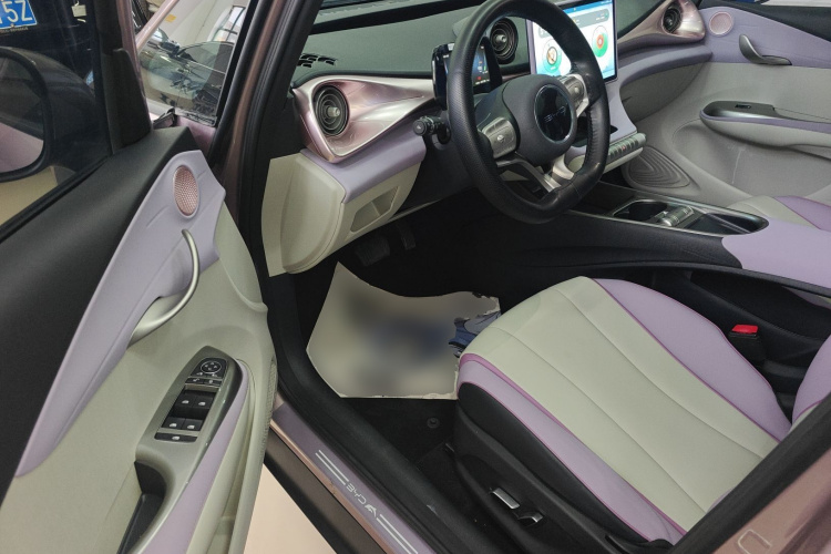 比亚迪 海豚 2021款 405km 时尚版中控内饰7003