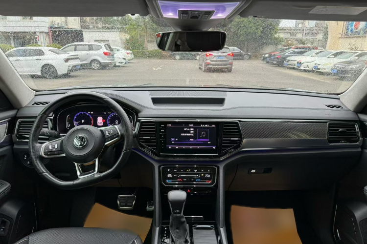 大众 途昂X 2019款 530 V6 四驱尊崇旗舰版中控内饰7009