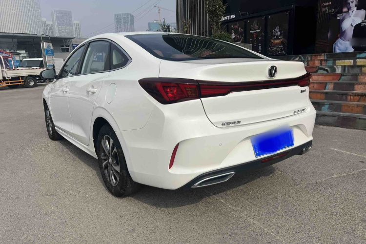 长安 逸动 2023款 畅享版 PLUS 蓝鲸NE 1.4T GDI DCT尊贵版车身外观6003