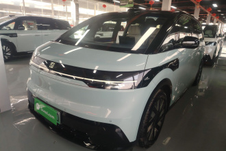 极氪MIX 2025款 长续航智驾版