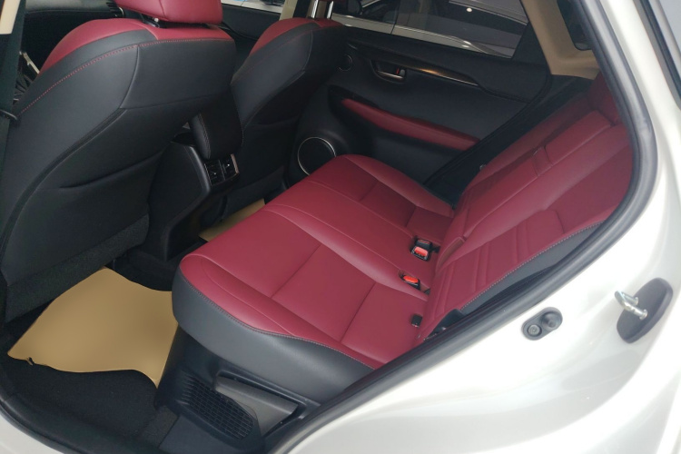 雷克萨斯NX 2020款 300h 前驱 锋尚版 国VI中控内饰21