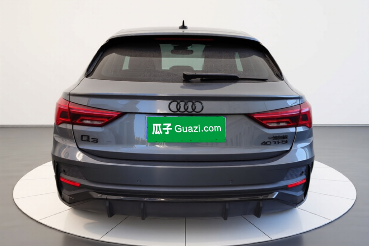 奥迪Q3 Sportback 2023款 40 TFSI 时尚型车身外观6