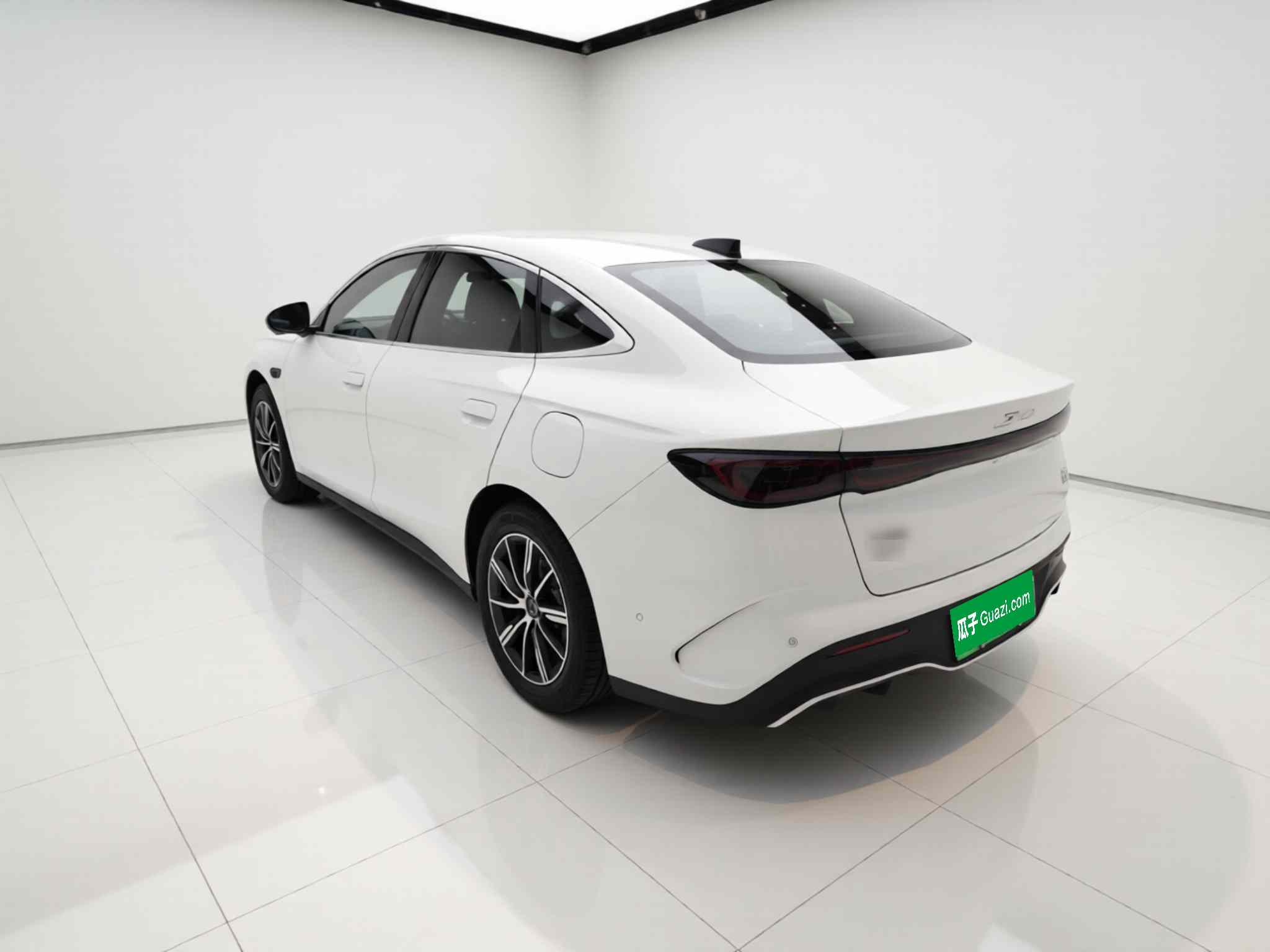 比亚迪 海豹06新能源 2025款 DM-i 智驾版 120KM尊享型(3)