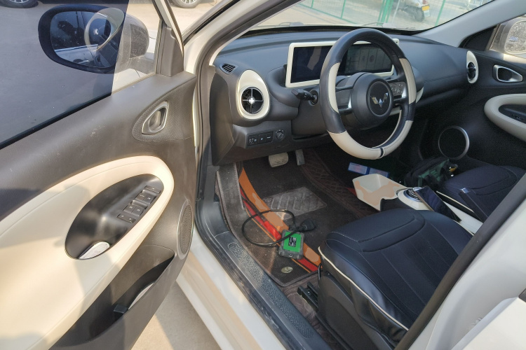 五菱汽车 五菱缤果 2023款 333km 快享款中控内饰20