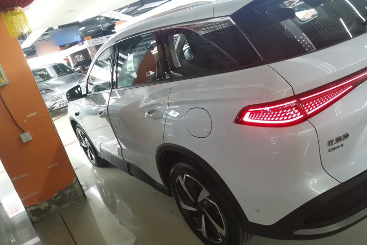 比亚迪 海狮05 DM-i 2025款 DM-i 智驾版 115KM旗舰型车身外观4