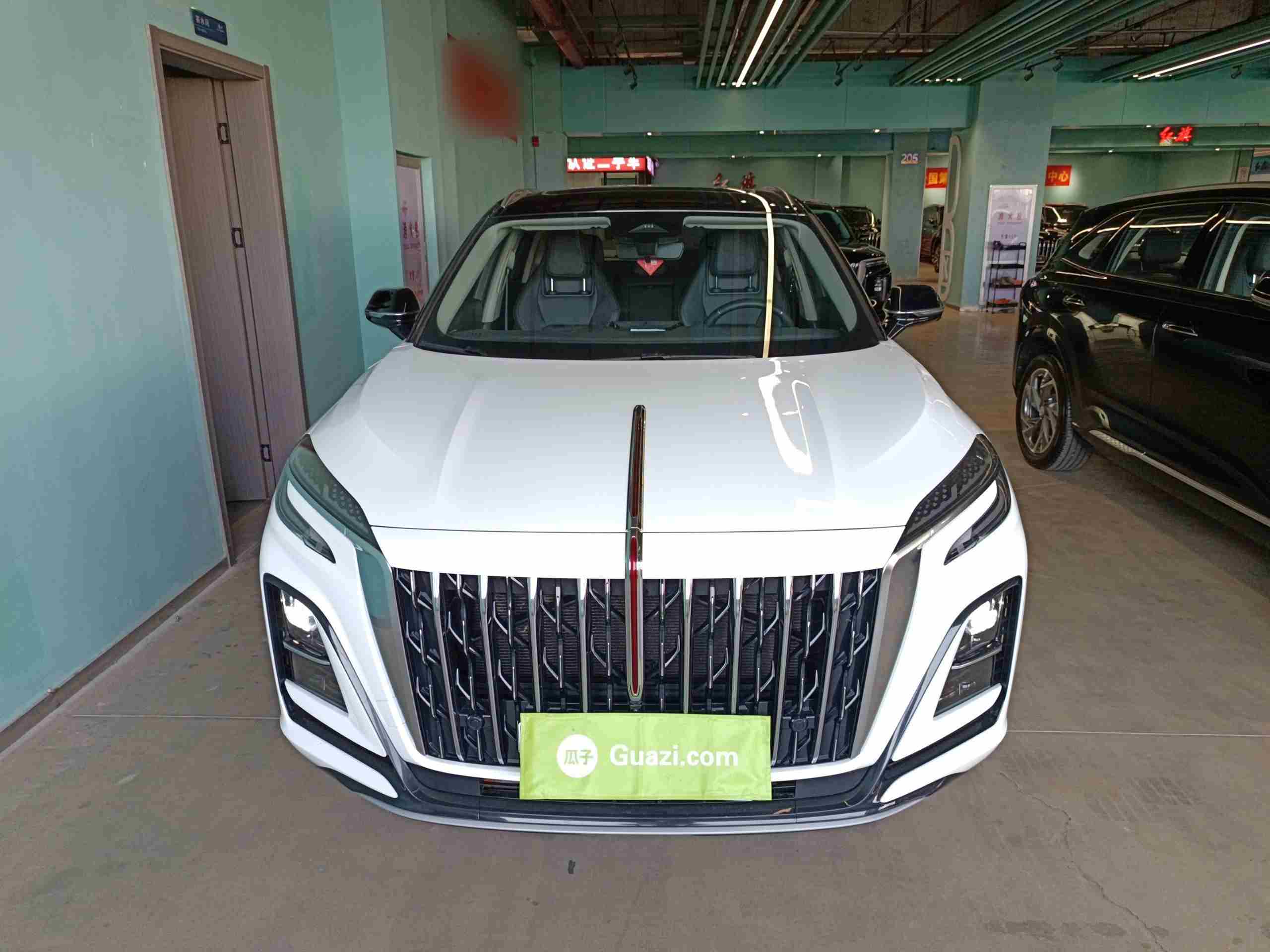 厦门二手红旗HS3 PHEV 2024款，插混SUV能省多少油钱？
