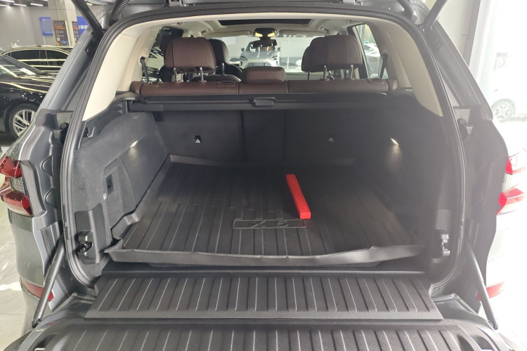 宝马X5 2022款 改款 xDrive 30Li 尊享型M运动套装局部细节23