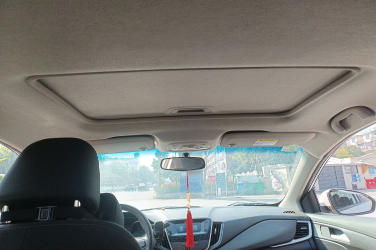 雪佛兰 科沃兹 2018款 320 自动欣享天窗版局部细节22