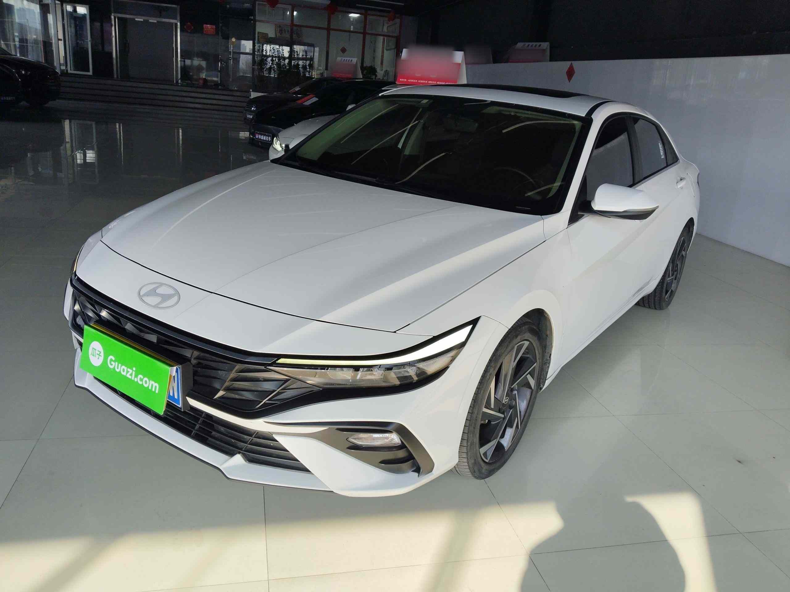 现代 伊兰特 2023款 1.5L CVT GLX精英版(2)