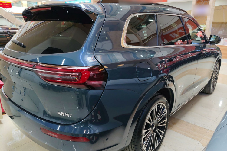 鸿蒙智行 问界M7 2024款 1.5T 智驾四驱Pro版 6座车身外观7