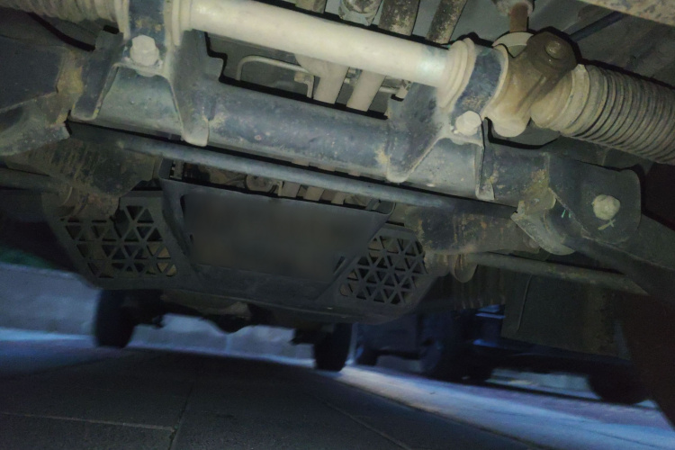 五菱汽车 五菱荣光 2021款 1.5L加长基本型L3C局部细节9007