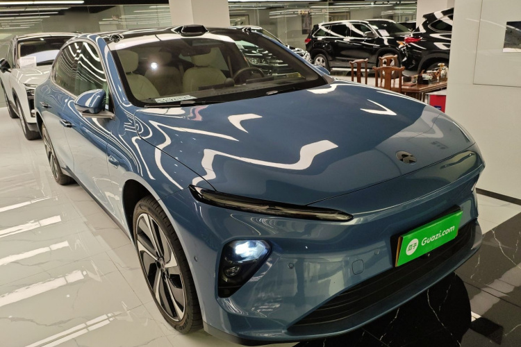 蔚来ET7 2022款 100kWh 首发版车身外观3