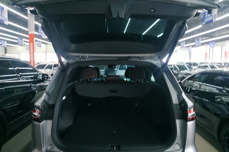 吉利汽车 星越L 2021款 2.0TD DCT EVO两驱旗舰型机舱底盘23