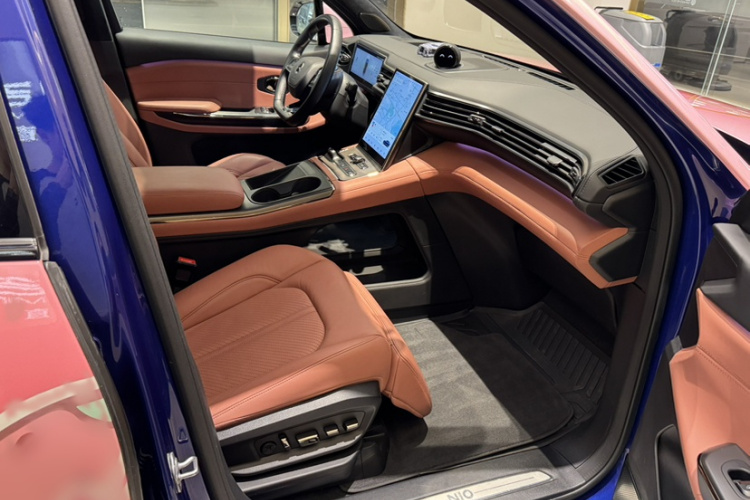 蔚来EC6 2020款 440KM 性能版中控内饰7007