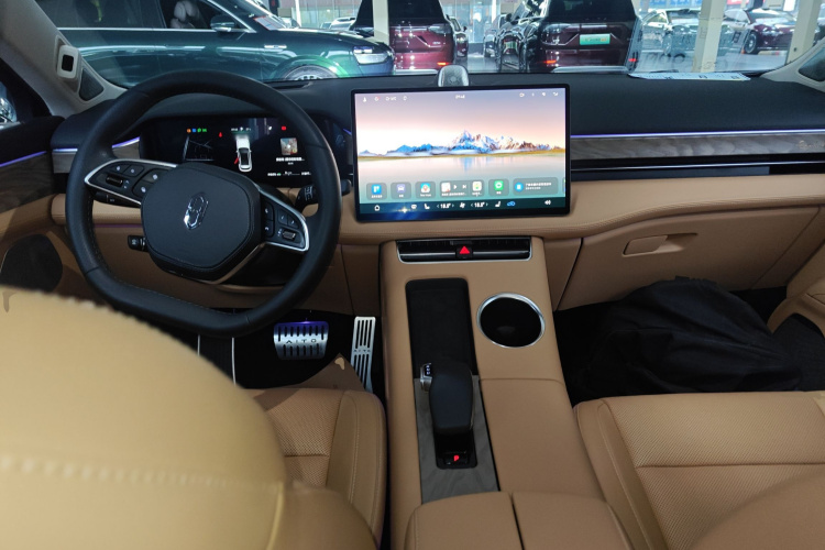 鸿蒙智行 问界M5 2022款 增程后驱标准版中控内饰12