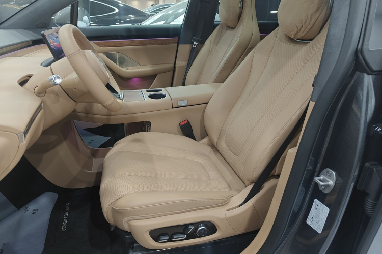 鸿蒙智行 智界R7 2024款 纯电 667km Max局部细节19