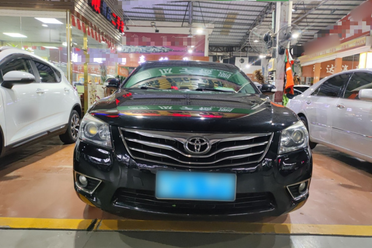 丰田 凯美瑞 2013款 200E 经典精英版车身外观6001