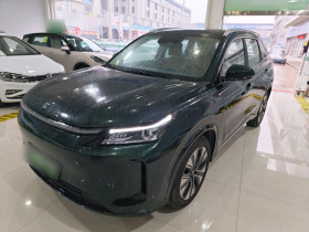 蓝电E5 PLUS 2025款 120km 标准旅行定制版 7座