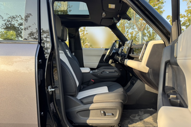 奇瑞iCAR 03T 2024款 520km 两驱长续航版中控内饰7002