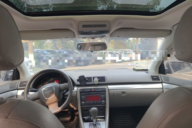 奥迪A4 2008款 1.8T 自动舒适型中控内饰22