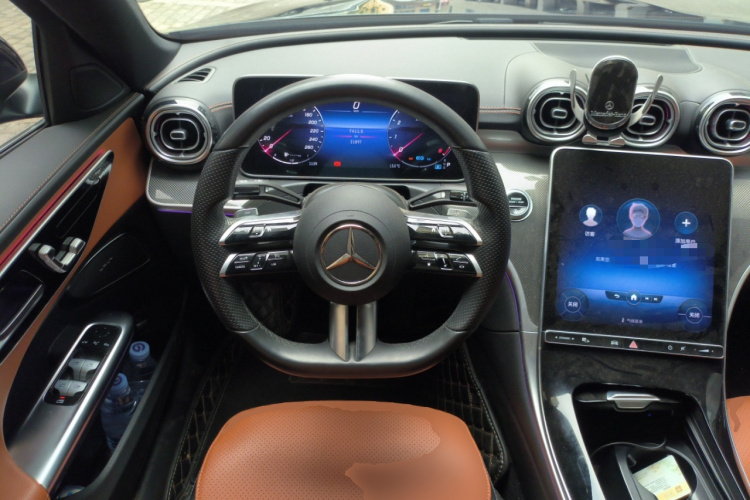 奔驰C级 2022款 改款 C 260 L 运动版中控内饰13