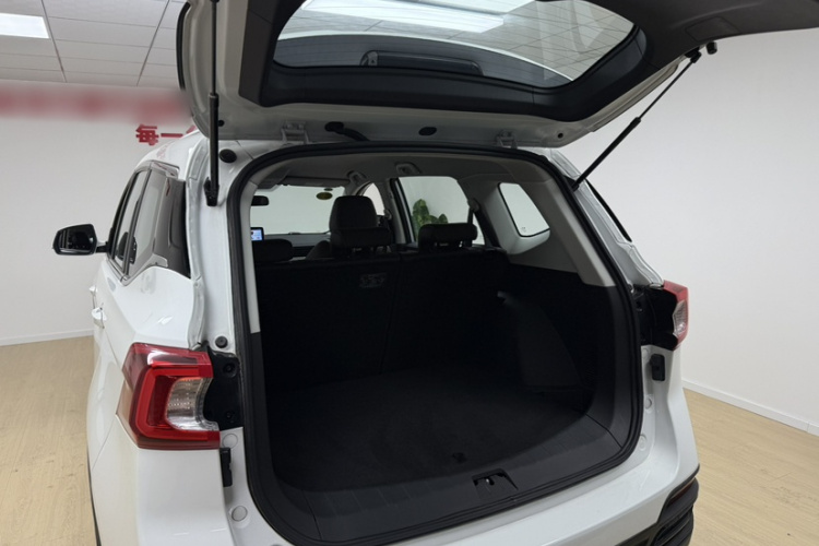 东风风行 风行T5 2022款 盛世款 1.6L 手动筑梦版五座局部细节23