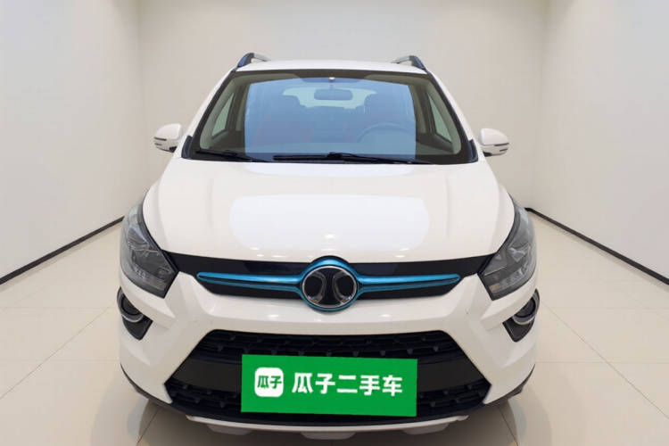 北汽新能源EX 2018款 EX360 新尚版车身外观2