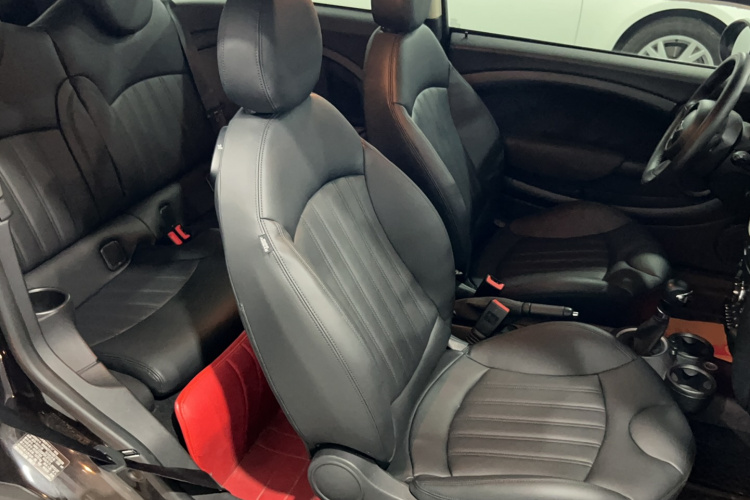 MINI Clubman 2011款 1.6L COOPER Fun局部细节41