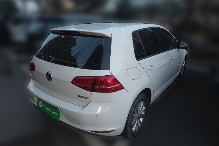 大众 高尔夫 2015款 1.6L 手动时尚型车身外观7