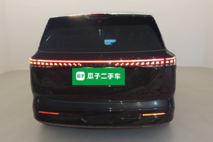 东风奕派 eπ008 2024款 210Max增程版 6座车身外观6