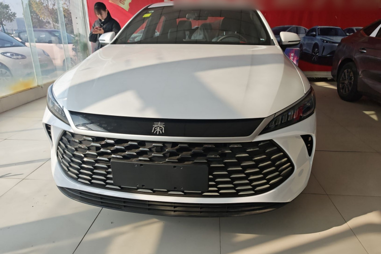 比亚迪 秦PLUS 2025款 DM-i 智驾版 55KM领先型车身外观6001